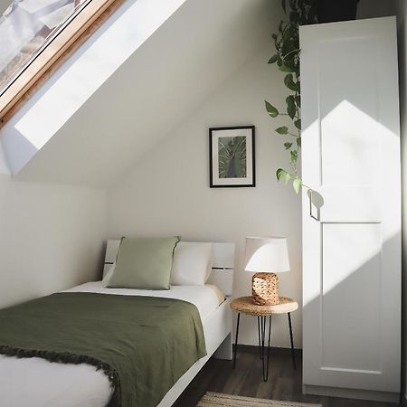 לובליאנה Urban Jungle Apartment - Free Parking מראה חיצוני תמונה