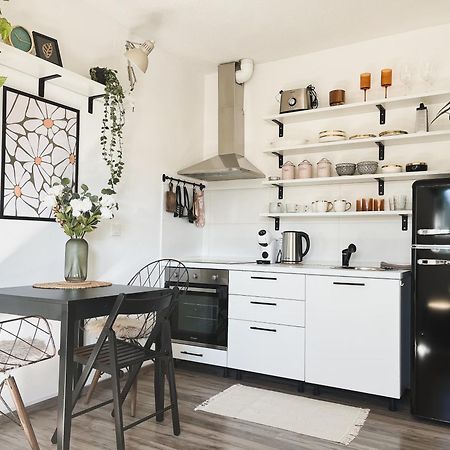 לובליאנה Urban Jungle Apartment - Free Parking מראה חיצוני תמונה